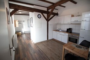 Fridge, microwave, oven, stovetop - NEW! FeWo Fachwerkstübchen (Alsfeld)