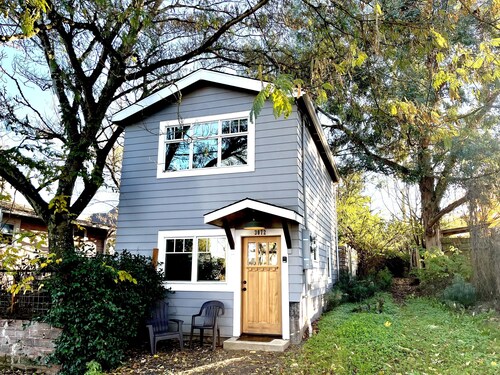 Alberta Arts Treehouse