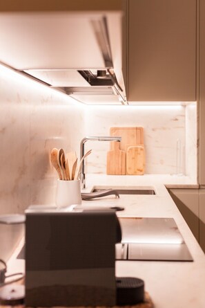 Fridge, microwave, oven, dishwasher