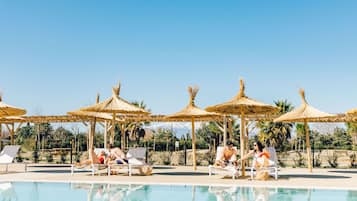 Seasonal outdoor pool, sun loungers