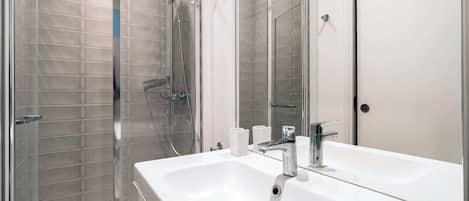 Dusche, Haartrockner