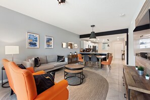 Living area - Free Water Park 2 bedroom condo near Parks (Kissimmee)