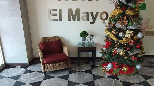 40-inch Smart TV with digital channels - Hotel el Mayo Inn (Culiacán)