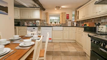 Fridge, dishwasher, electric kettle, toaster
