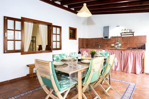 Dining - Garachico Center Secret Garden (Garachico)