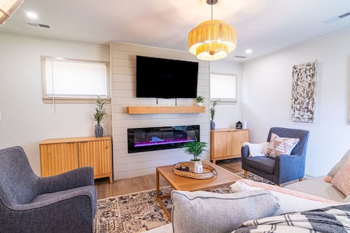 Hamilton Modern Organic 3Bed 3Bath Noblesville