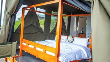 Tenda Premium | Brankas dan didekorasi berbeda-beda