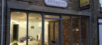 The Old Antique Shop Town Centre Stylish House