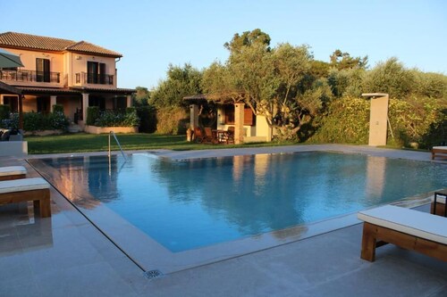 Panmar Villa 5 minutes from Saint Nicholas beach