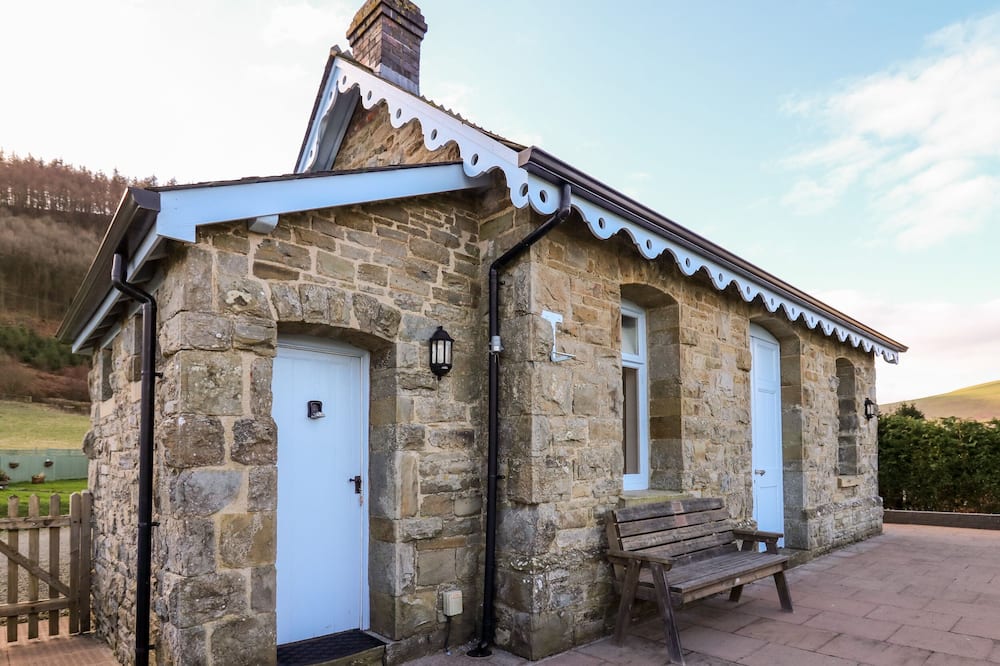 Railway Station Cottage - Bedstone