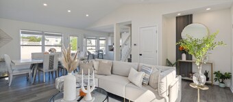 Tranquil Pet Friendly Retreat by by Estephanie Valdez