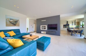 TV - Villa Aurum (Kvarner - Pinezići) (Pinezici)