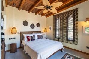 Dobbeltrom – deluxe | Sengetøy av topp kvalitet, dundyner og senger med Select Comfort-madrass