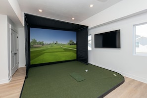 Interior - Ski&Tee Mountain Chalet: modern retreat w/ golf simulator, hot tub, & game room (Park City)
