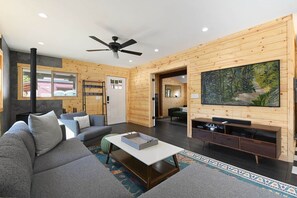 Lareira, aparelho de som