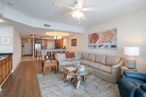 Living area - Astonishing Condo, Beach, Pool, Views, Sleeps 6 (Biloxi)