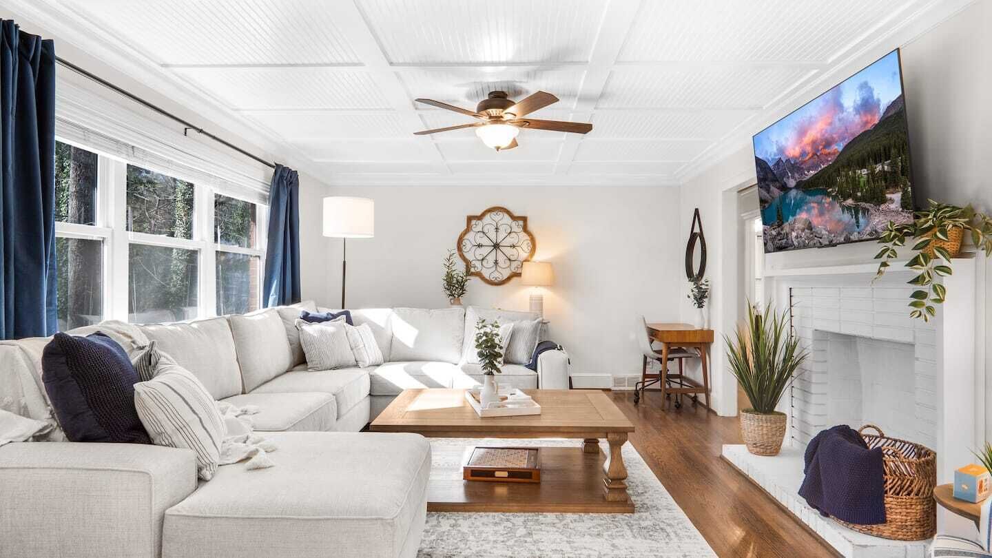 2 King Beds/Sleeps 12/Game Room/Hot Tub