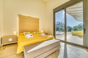 3 多间卧室、客房内保险箱、熨斗/熨衣板、免费 WiFi