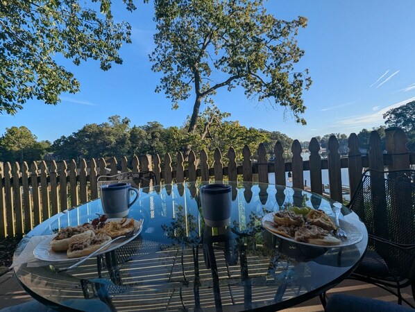 Buiten dineren