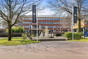 Exterior - Luxuriöses Ferienhaus für 6 Personen in Einem Waldgebiet (Exloo)