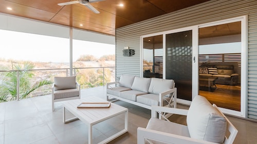 Humpback is just perfect for two families or a group of friends who like their own space.