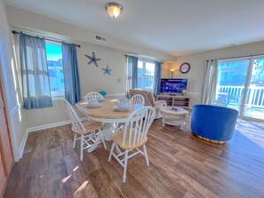 Interior - Ocean views and just steps to the Beach! (Ocean City)