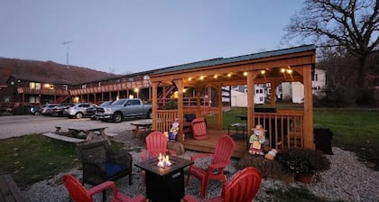 Ohiopyle Suites