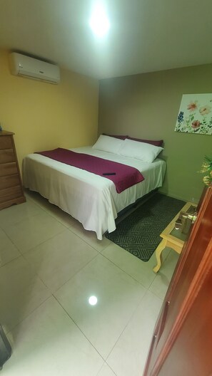 1 bedroom, WiFi, bed sheets