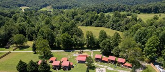 Tail of the Dragon Resort Campground Mountain View
