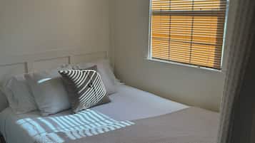 1 bedroom, free WiFi, bed sheets