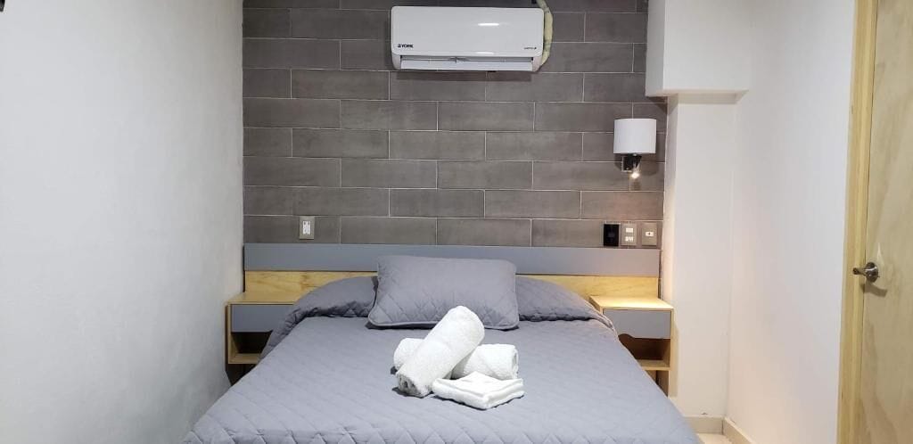 Standard Room | Desk, iron/ironing board, free WiFi