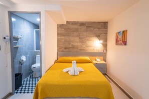 Standard Room | Desk, iron/ironing board, free WiFi