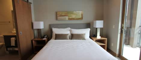 2 makuuhuonetta, silitysrauta/-lauta, Wi-Fi, vuodevaatteet