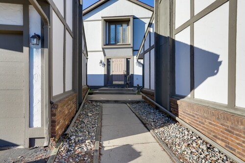 Toledo Vacation Rental ~ 8 Mi to Downtown!