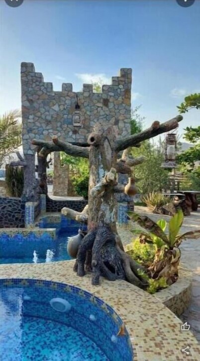 Fort Mughaibar Resort