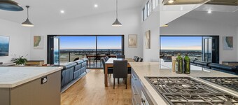 Bliss on Birkdale - 39A Birkdale Street, Normanville