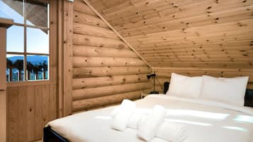 3 quartos, ferros/tábuas de passar roupa, Wi-Fi, roupa de cama