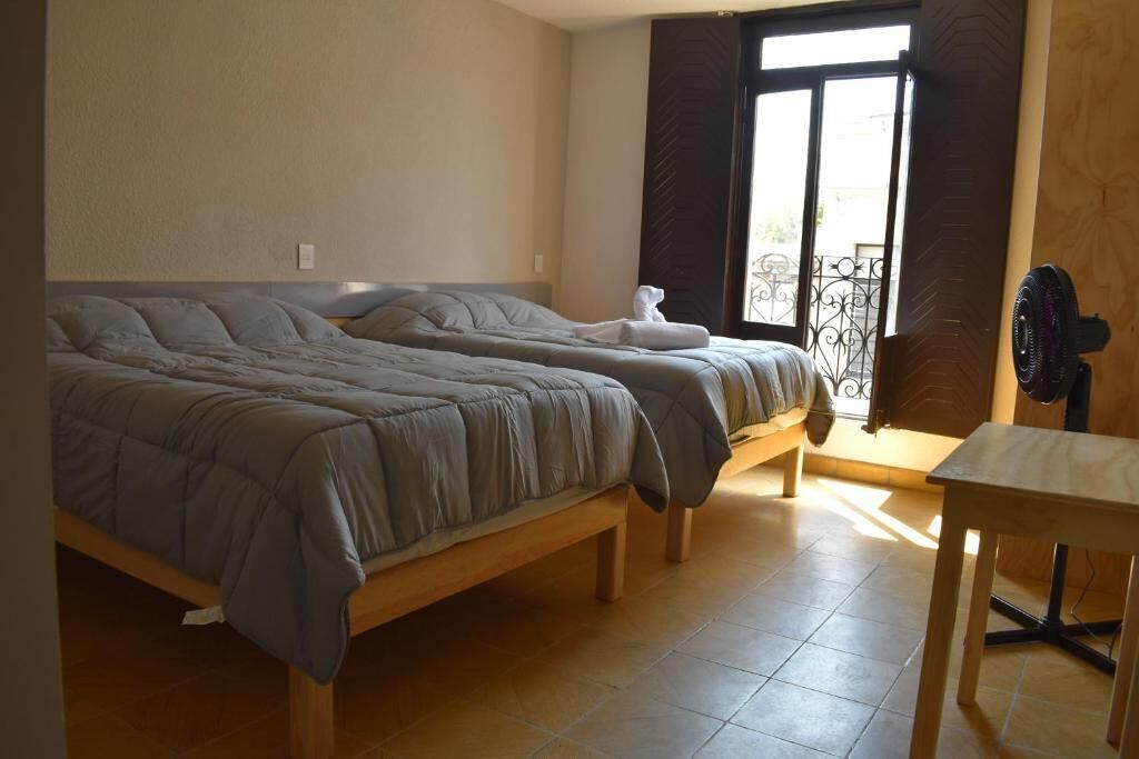 Photo - El Suburbio - Serapio Rendon