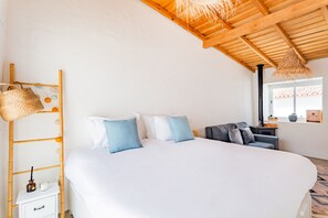 1 多间卧室、上网接入、床单