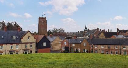 2 bedroom accommodation in Towcester
