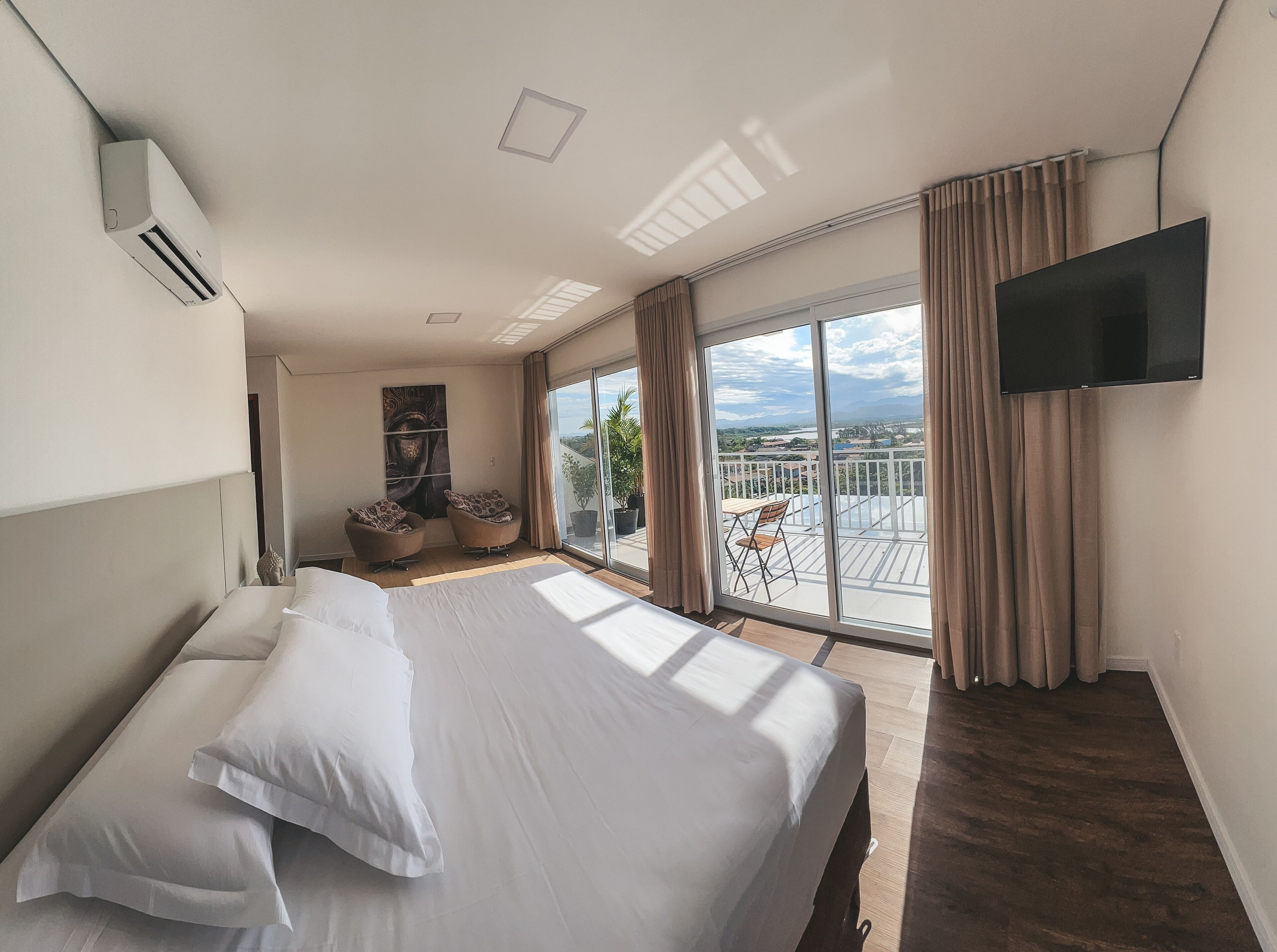 Luxury-Bungalow, Whirlpool, Blick auf die Lagune