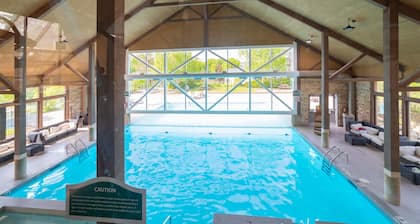 Horseshoe Valley Suites - The Aurora