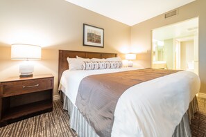 Apartment | 1 bedroom, free WiFi - Horseshoe Valley Suites - The Aurora (Oro-Medonte)