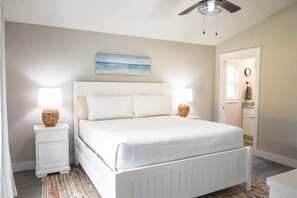 3 bedrooms, iron/ironing board, WiFi, bed sheets - Bahama Breeze-Quiet/Garage (St. Augustine)