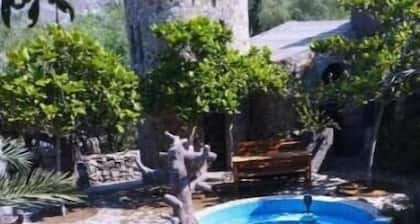 Mughaibar Resort