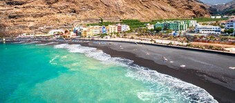 Casa Del Mar,
sunny frontline seaview appartment, right at the beach!