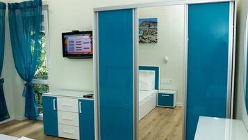 5 Schlafzimmer, Bügeleisen/Bügelbrett, WLAN, Bettwäsche