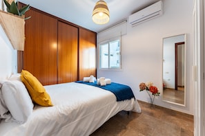 1 bedroom, iron/ironing board, free WiFi, bed sheets