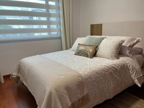 2 habitaciones, escritorio, wifi y ropa de cama 