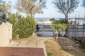 Property grounds - SE033 - Senigallia, new three-room apartment close to the sea (Cesano)